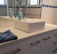 Beachside Bed  Breakfast - Schoolies Week Accommodation