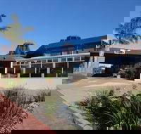 Apollon Motor Inn - Schoolies Week Accommodation
