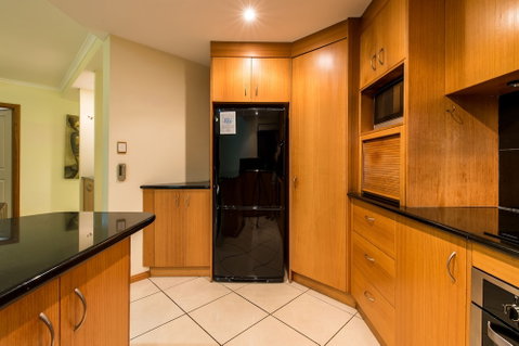 Waves - Schoolies Week Accommodation 6