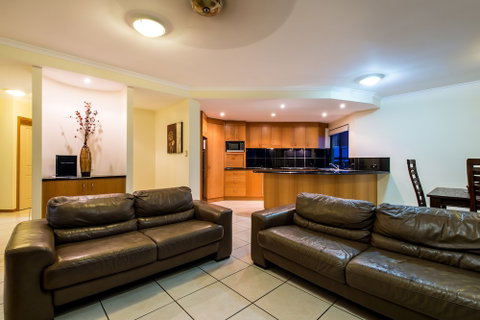 Waves - Schoolies Week Accommodation 3