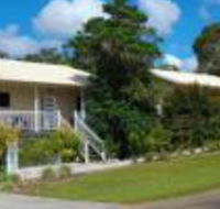 Tinaroo Sunset Retreat - Schoolies Week Accommodation