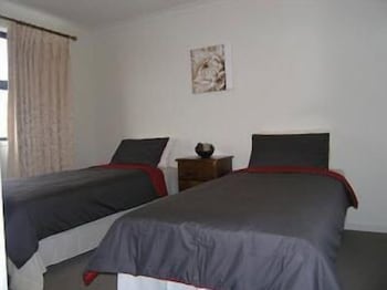 Insaa Serviced Apartments Dandenong - Schoolies Week Accommodation 2