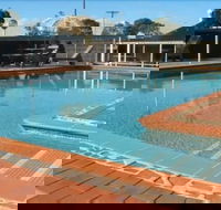 Bairnsdale Motor Inn - Schoolies Week Accommodation