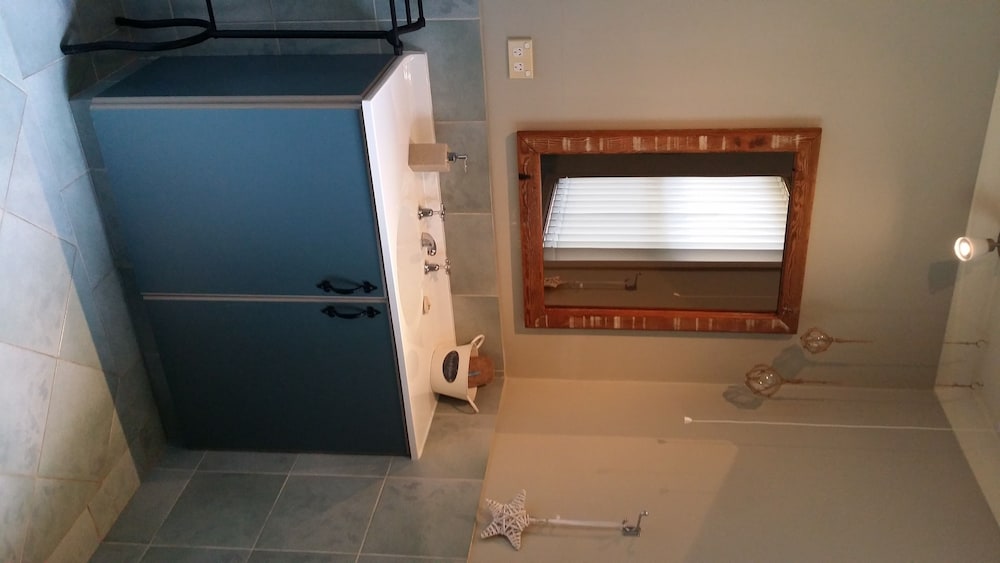 Schoolies Week Accommodation