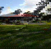 Dunsborough Rail Carriages  Farm Cottages - Schoolies Week Accommodation