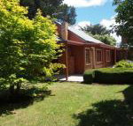 Tahara Cottage - Schoolies Week Accommodation
