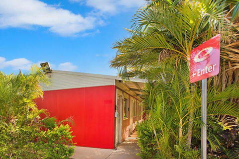 Karratha Motel - Schoolies Week Accommodation 5