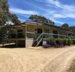 Cabernet Cottage - Schoolies Week Accommodation