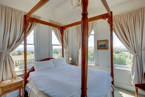 Highton Manor - Schoolies Week Accommodation 6