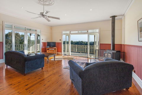 Hopkins River Homestead - Rejuvenate Stays - Schoolies Week Accommodation 6