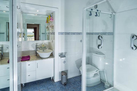 Boonah Hilltop Cottage - Schoolies Week Accommodation 3