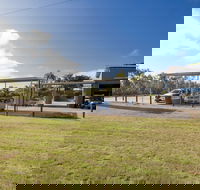 Capricorn Holiday Park - Schoolies Week Accommodation
