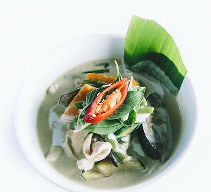 Eat Thai - Schoolies Week Accommodation 16