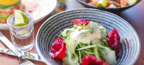 Onesta Cucina - Schoolies Week Accommodation 3