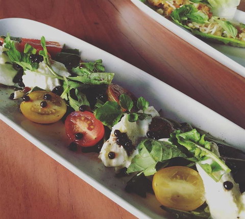 Onesta Cucina - Schoolies Week Accommodation 5