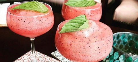 Q Dining - Schoolies Week Accommodation 3