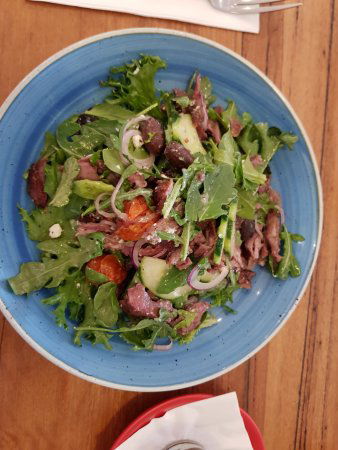 Fat Chef - Schoolies Week Accommodation 0