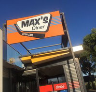 Max's Diner - Schoolies Week Accommodation