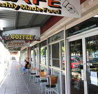 Don Louies Traralgon - Schoolies Week Accommodation