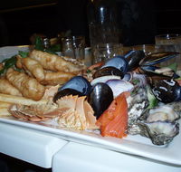 Ferryman's Seafood Cafe - Schoolies Week Accommodation
