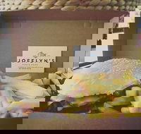 Jofflyn's Fish  Chips - Schoolies Week Accommodation