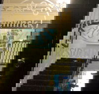 Mac's Restaurant - Schoolies Week Accommodation