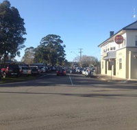 Longwarry Hotel - Schoolies Week Accommodation
