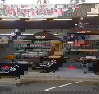 Rob's Takeaway and Coffee Lounge - Schoolies Week Accommodation