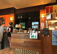 Wishing Tree Cafe - Schoolies Week Accommodation