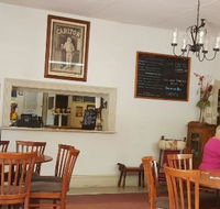 Donald Hotel - Schoolies Week Accommodation