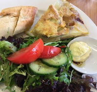Fraga's Cafe - Schoolies Week Accommodation