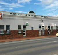 Mount Jeffcott Hotel - Schoolies Week Accommodation
