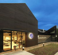 Radius Bar and Grill - Schoolies Week Accommodation