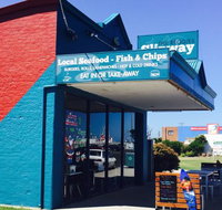 Reggies Slipway - Schoolies Week Accommodation