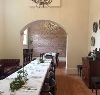 Royal Hotel St Arnaud - Schoolies Week Accommodation