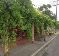 Landsborough Hotel - Schoolies Week Accommodation