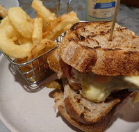 Sourdough Bakery - Schoolies Week Accommodation