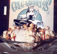 Greg and Audrey's - Schoolies Week Accommodation