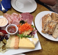 Taste of the Country - Schoolies Week Accommodation