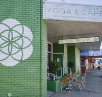 Modern Organic - Schoolies Week Accommodation