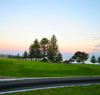 Shelly Beach Golf Club - Schoolies Week Accommodation