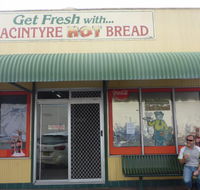 MacIntyre Hot Bread Shop - Schoolies Week Accommodation