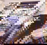 Beachouse Cafe - Schoolies Week Accommodation