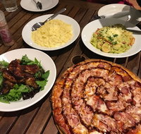 Emerald Beach Pizza  Pasta - Schoolies Week Accommodation
