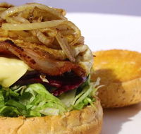 Michael's Take Away - Schoolies Week Accommodation