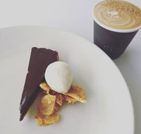 Waterfront Bistro - Schoolies Week Accommodation