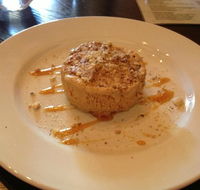 Graze Willow Tree Inn - Schoolies Week Accommodation