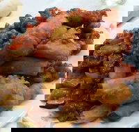 Maclean Bowling Club - Schoolies Week Accommodation