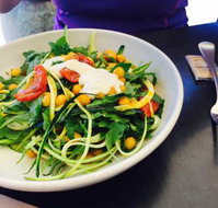 Eighty Twenty Food - Schoolies Week Accommodation