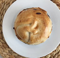 Elaines Gourmet Pies - Schoolies Week Accommodation